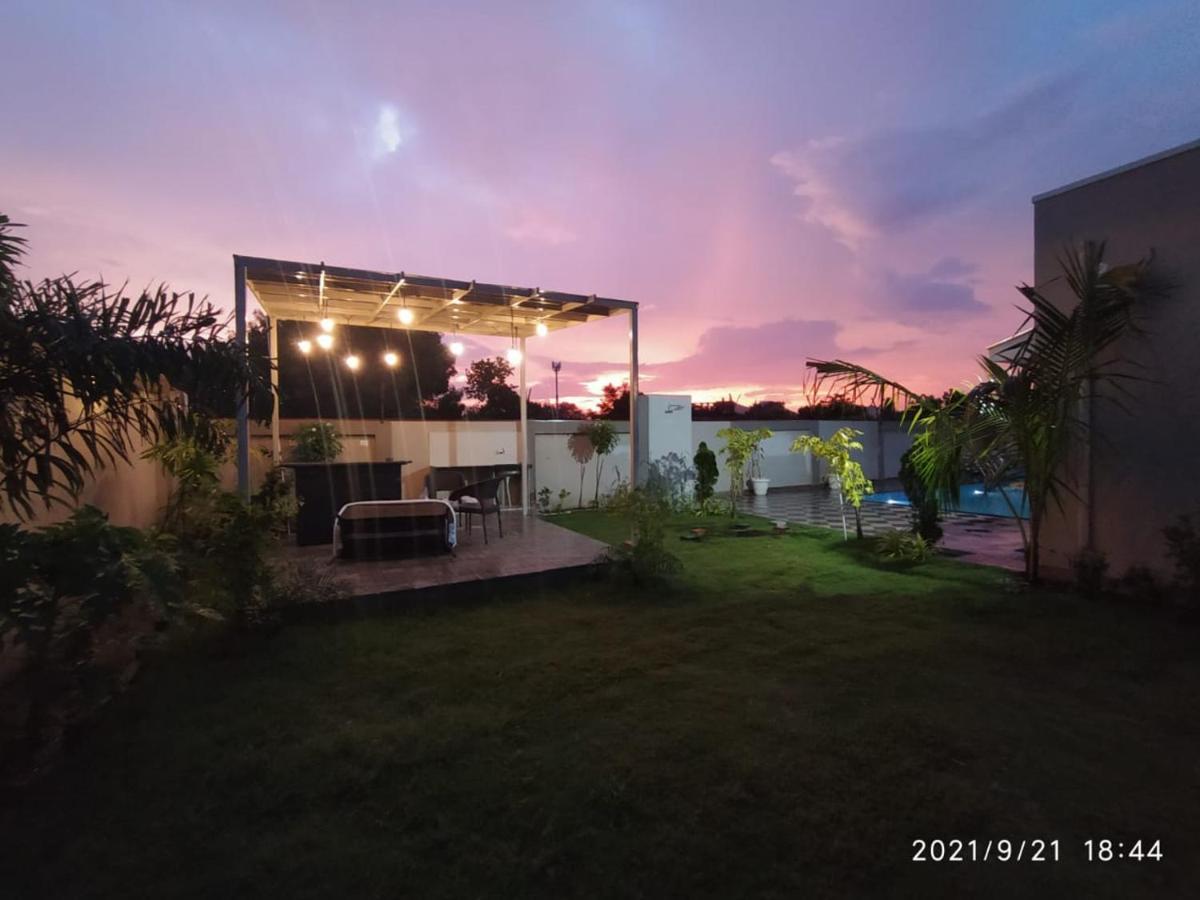 Nine Hill Villa - 2Bhk Private Villa With Pool Udaipur Buitenkant foto