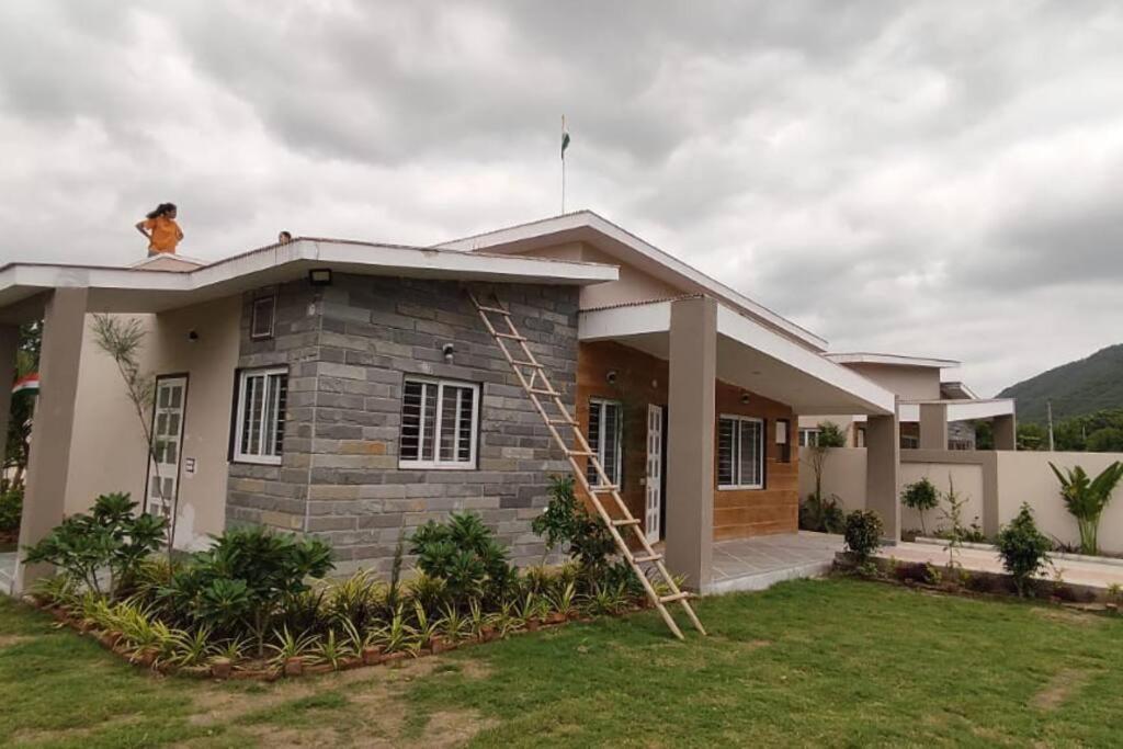 Nine Hill Villa - 2Bhk Private Villa With Pool Udaipur Buitenkant foto